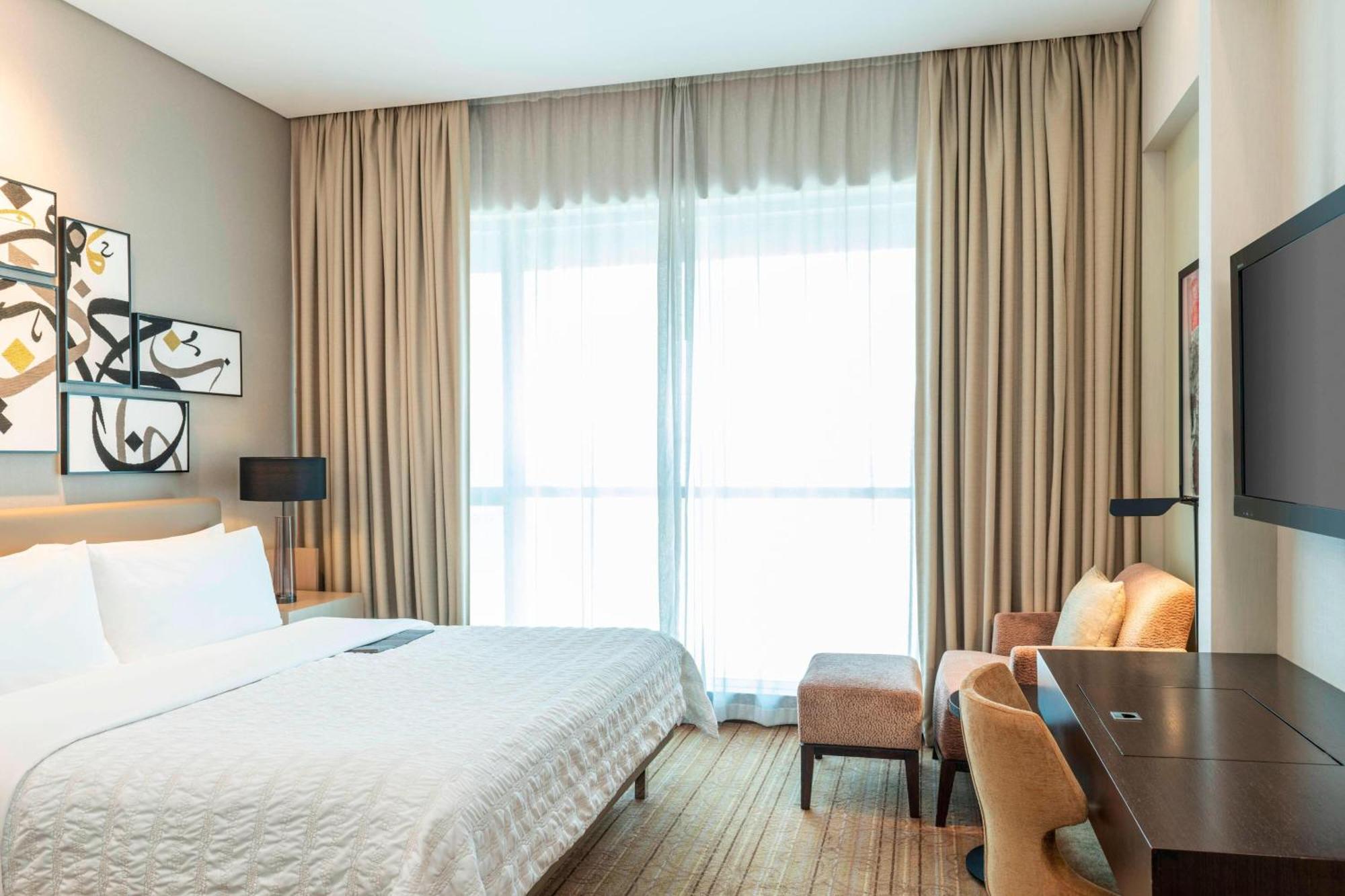 Le Meridien City Centre Bahrain Manama Luaran gambar A bedroom at the hotel